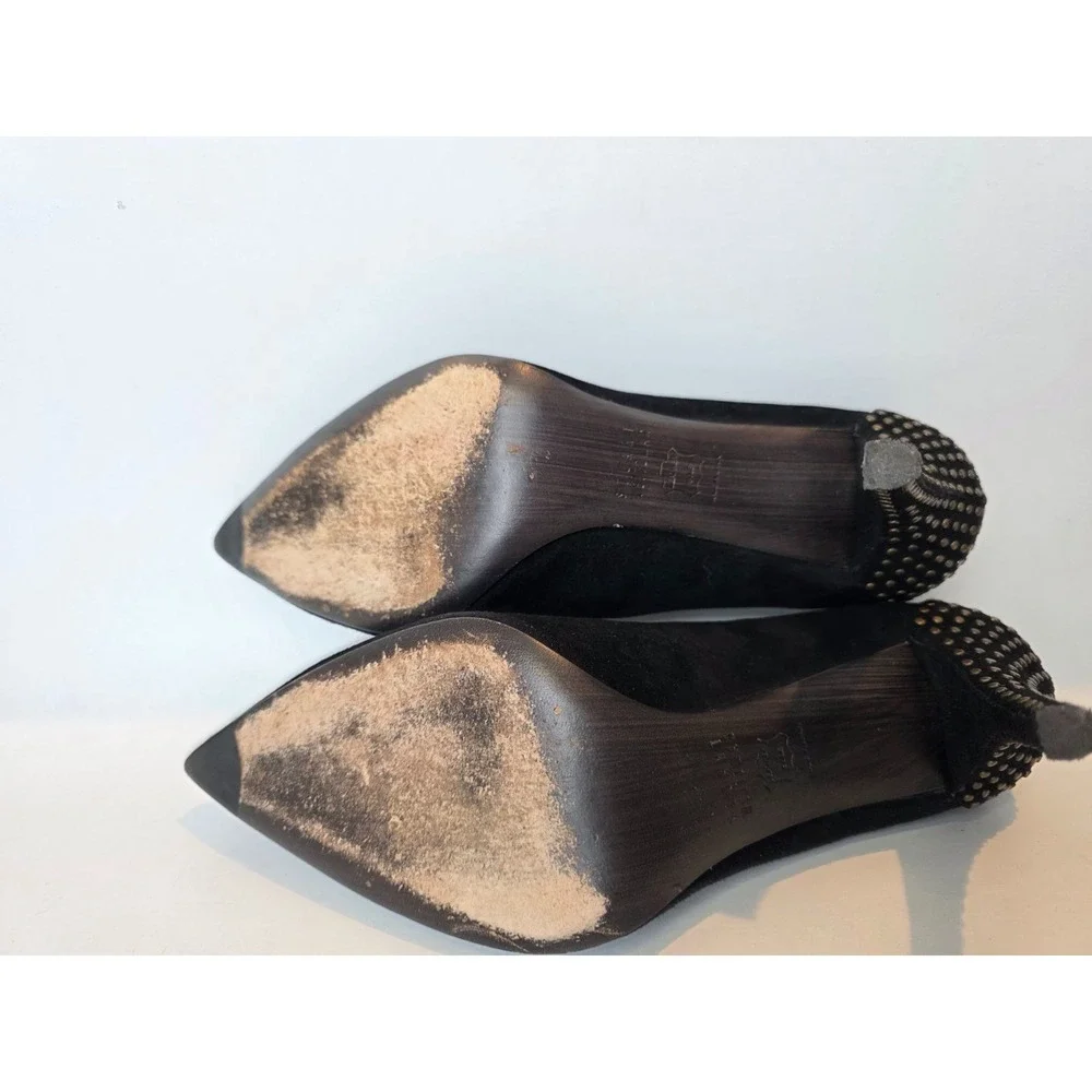 Stuart Weitzman this item